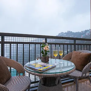 Alaya 2 Bhk With Hill View - Cliff Vista Villa